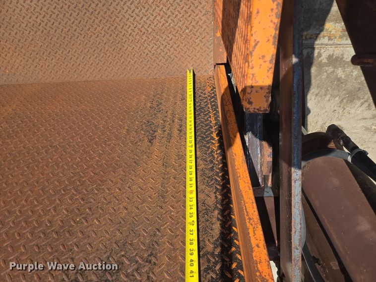 image for item EF1782 Speed Lift SL8000 loading dock