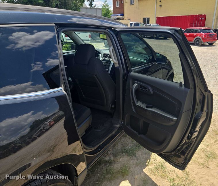 image for item EF1783 2011 Chevrolet Traverse SUV