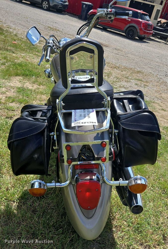 image for item EF1784 2002 Yamaha V Star 1100 motorcycle