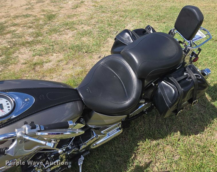 image for item EF1784 2002 Yamaha V Star 1100 motorcycle