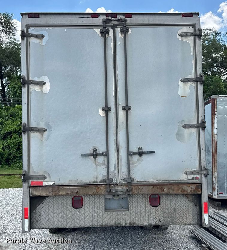 image for item EF2099 2020 International MV607 box truck