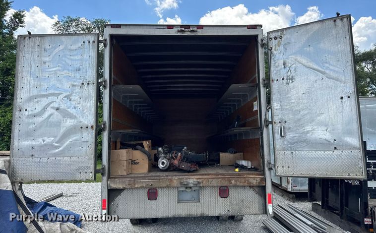 image for item EF2099 2020 International MV607 box truck