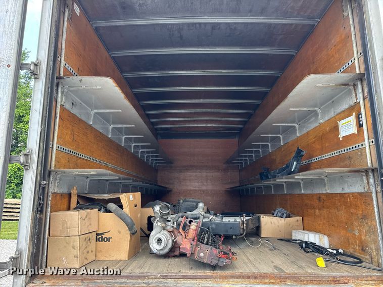 image for item EF2099 2020 International MV607 box truck