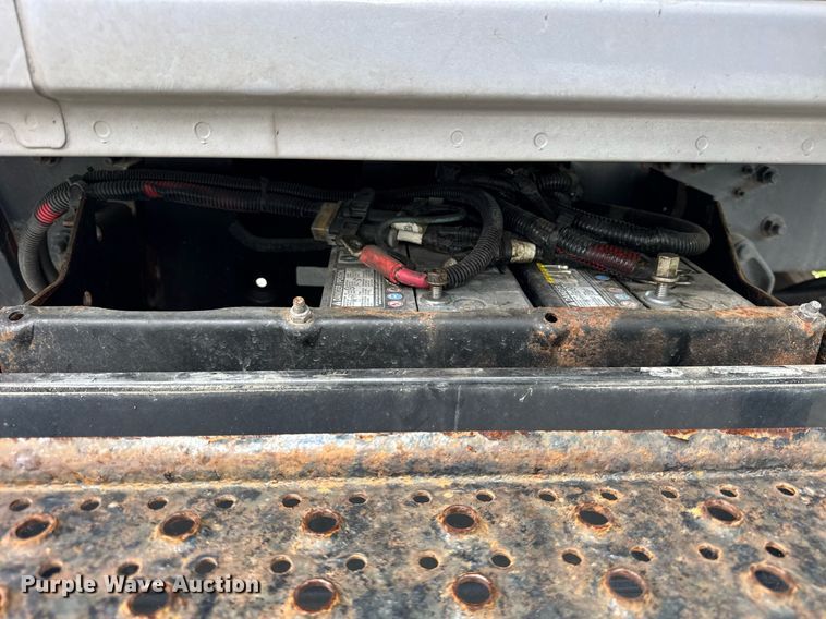 image for item EF2099 2020 International MV607 box truck