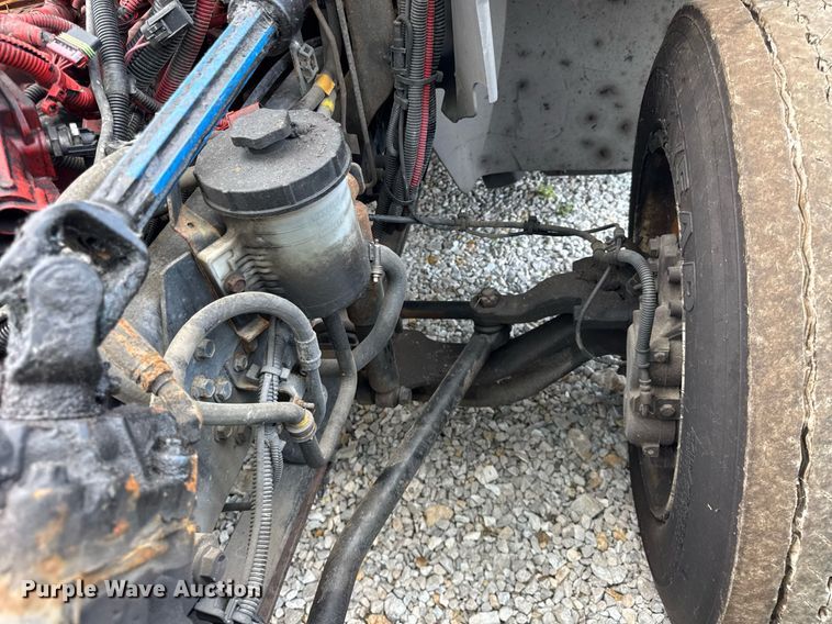 image for item EF2099 2020 International MV607 box truck