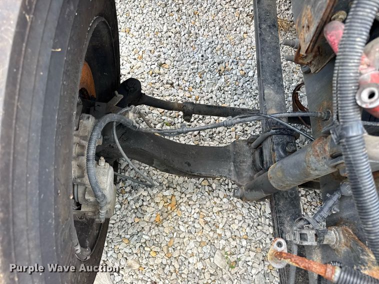 image for item EF2099 2020 International MV607 box truck