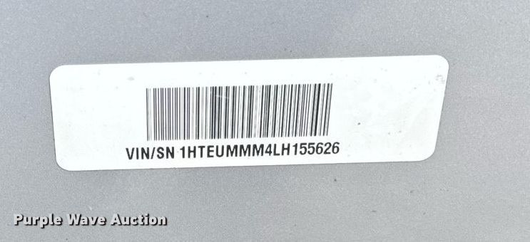 image for item EF2099 2020 International MV607 box truck
