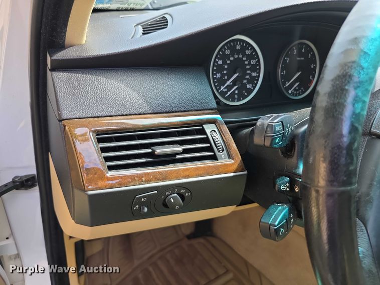 image for item EF3646 2007 BMW 530xi 