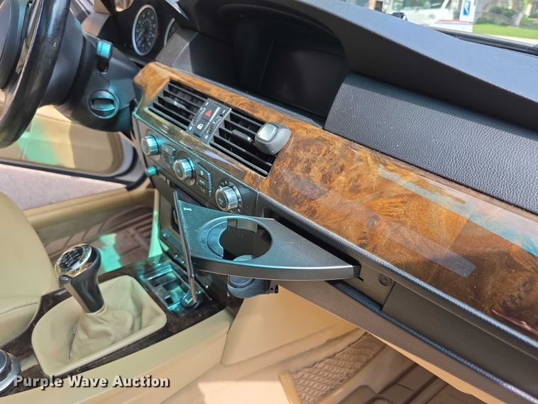 image for item EF3646 2007 BMW 530xi 