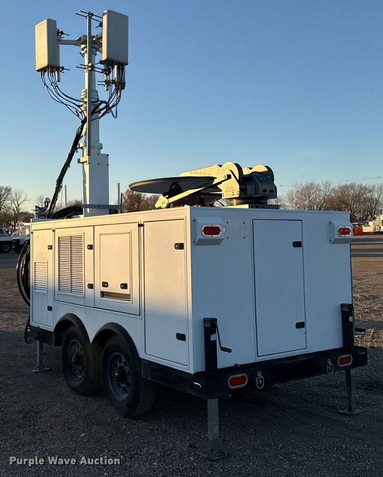 image for item EG2412 2017 Shook Mobile Technology pCOM XL communications trailer