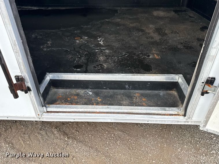 image for item EG2638 2001 Avenger enclosed cargo trailer