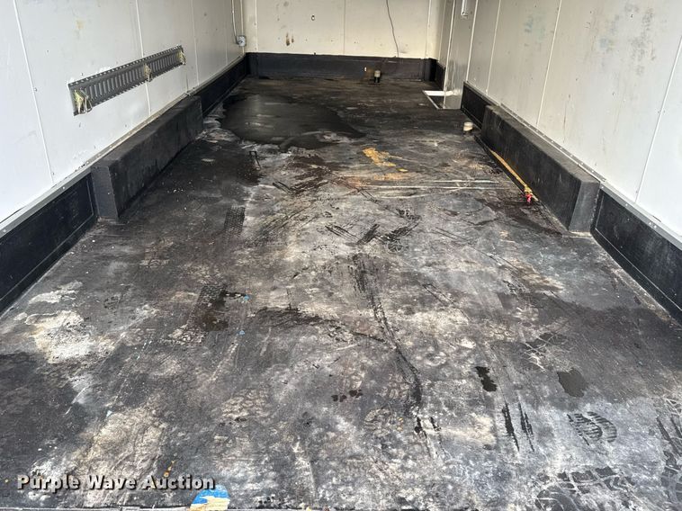 image for item EG2638 2001 Avenger enclosed cargo trailer