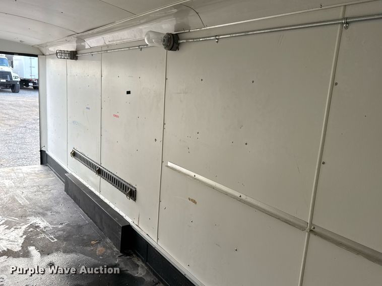 image for item EG2638 2001 Avenger enclosed cargo trailer