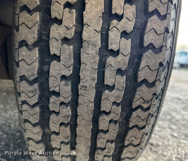 image for item EG2638 2001 Avenger enclosed cargo trailer