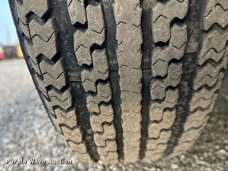 image for item EG2638 2001 Avenger enclosed cargo trailer