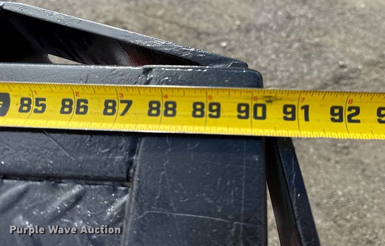 image for item EG5954 2019 Ford F350 Super Duty XL Crew Cab flatbed pickup truck