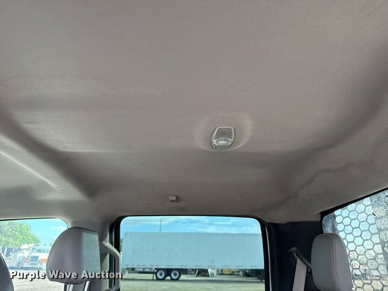 image for item EG5954 2019 Ford F350 Super Duty XL Crew Cab flatbed pickup truck