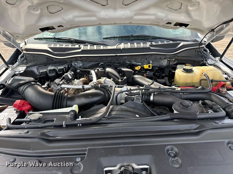 image for item EG5954 2019 Ford F350 Super Duty XL Crew Cab flatbed pickup truck