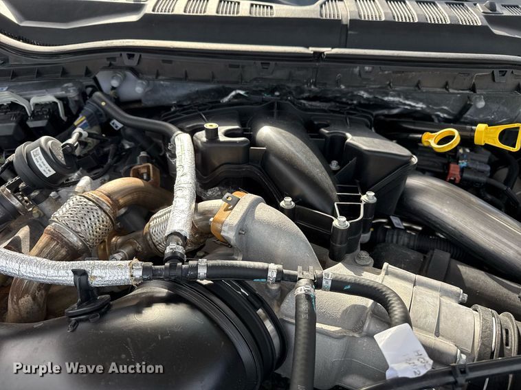 image for item EG5954 2019 Ford F350 Super Duty XL Crew Cab flatbed pickup truck