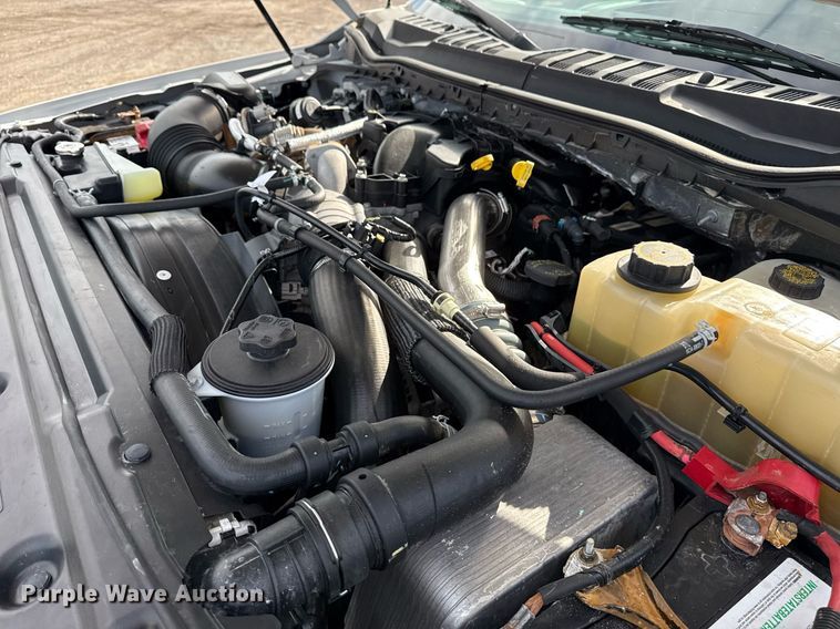 image for item EG5954 2019 Ford F350 Super Duty XL Crew Cab flatbed pickup truck