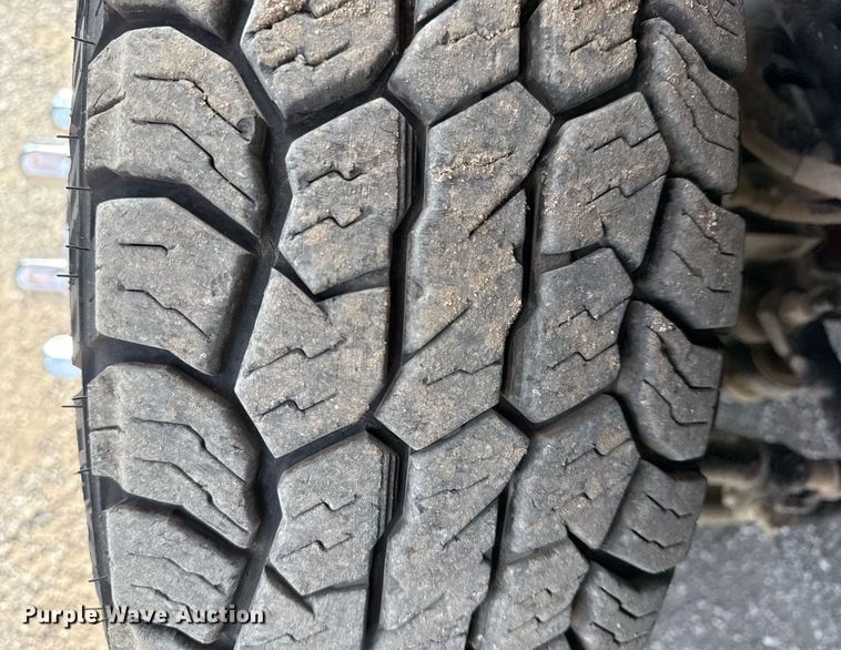 image for item EG5954 2019 Ford F350 Super Duty XL Crew Cab flatbed pickup truck