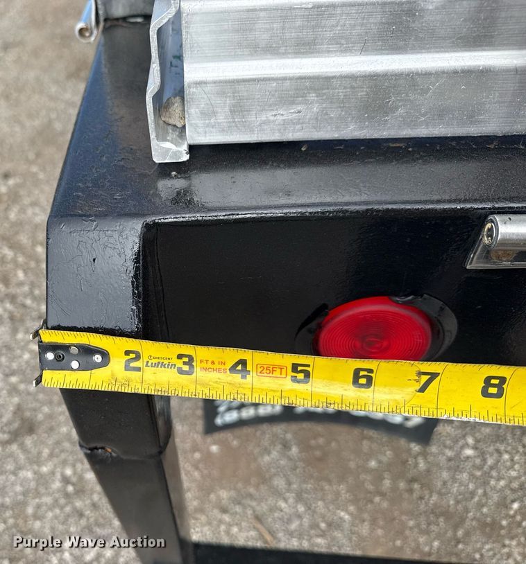 image for item EG5956 2017 Ford F450 Super Duty Crew Cab flatbed truck