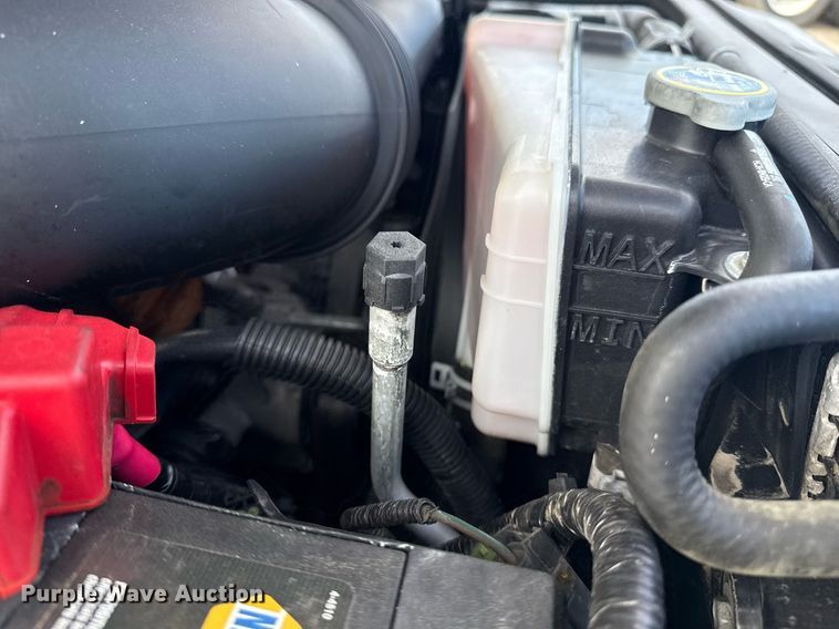 image for item EG5956 2017 Ford F450 Super Duty Crew Cab flatbed truck