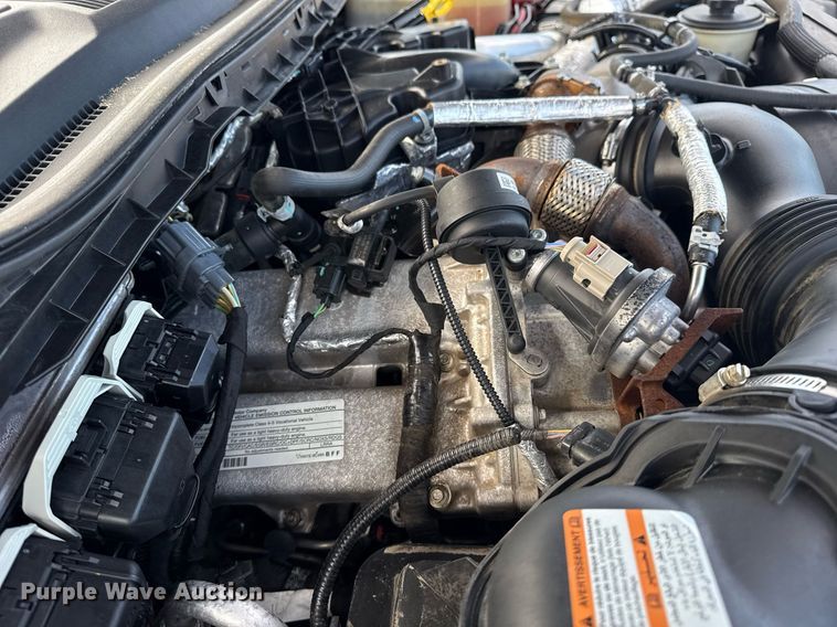 image for item EG5956 2017 Ford F450 Super Duty Crew Cab flatbed truck