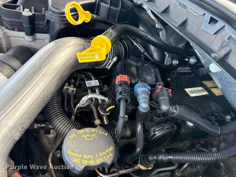 image for item EG5956 2017 Ford F450 Super Duty Crew Cab flatbed truck