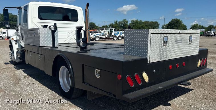 image for item EG5960 2008 International 4300 Ext. Cab flatbed truck