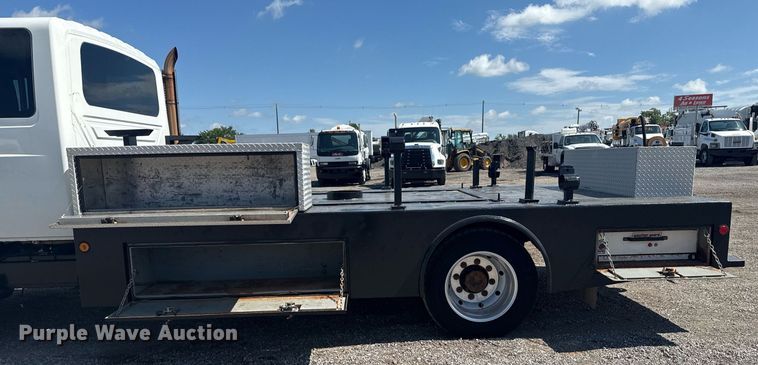 image for item EG5960 2008 International 4300 Ext. Cab flatbed truck