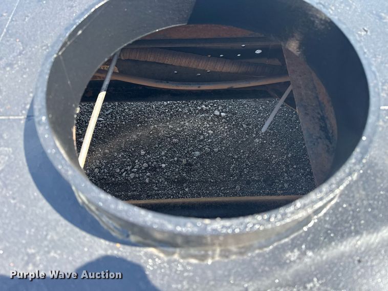 image for item EG5960 2008 International 4300 Ext. Cab flatbed truck