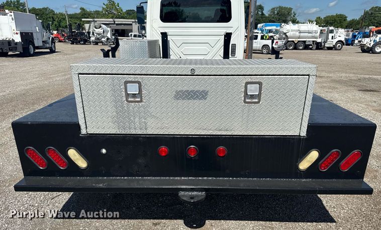 image for item EG5960 2008 International 4300 Ext. Cab flatbed truck