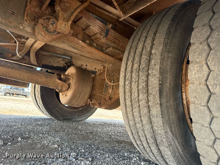 image for item EG5960 2008 International 4300 Ext. Cab flatbed truck