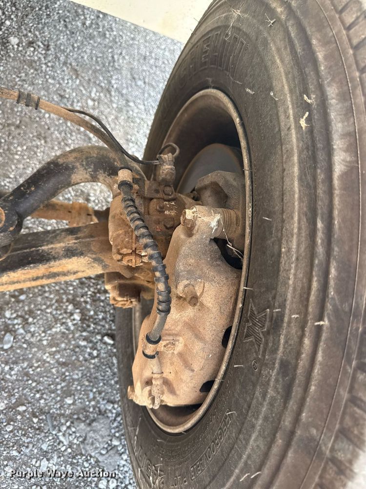 image for item EG5960 2008 International 4300 Ext. Cab flatbed truck