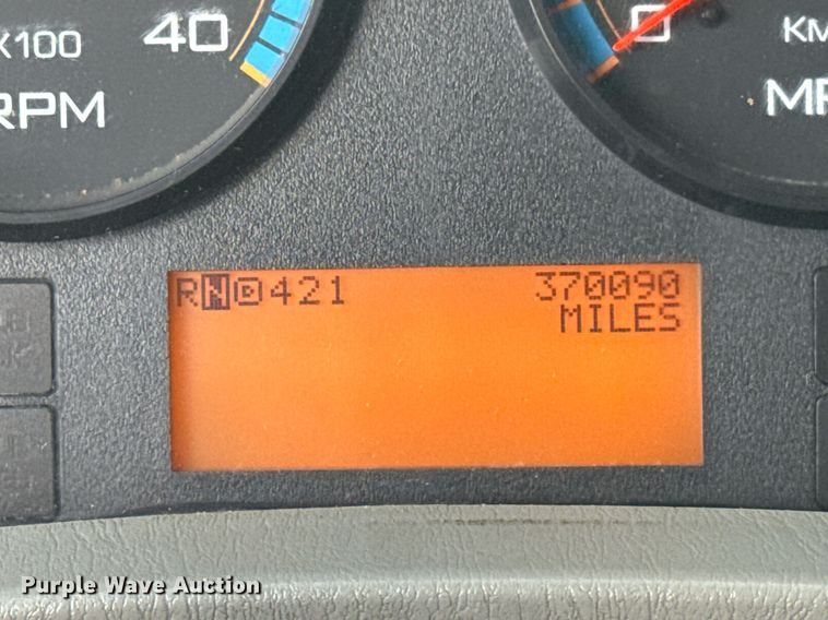 image for item EG5960 2008 International 4300 Ext. Cab flatbed truck