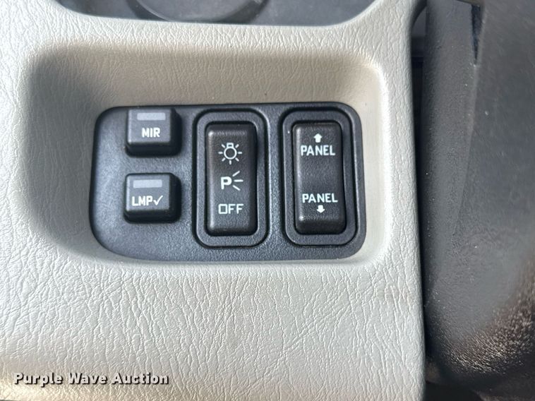 image for item EG5960 2008 International 4300 Ext. Cab flatbed truck