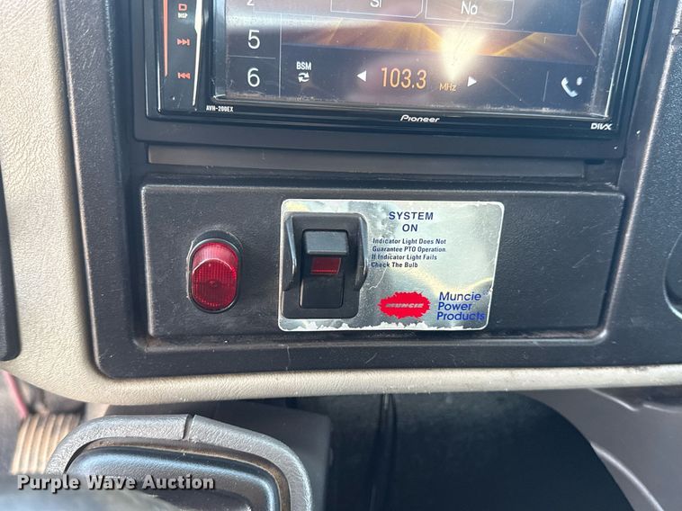 image for item EG5960 2008 International 4300 Ext. Cab flatbed truck