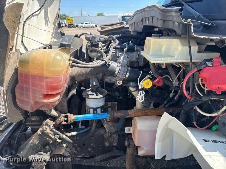 image for item EG5960 2008 International 4300 Ext. Cab flatbed truck