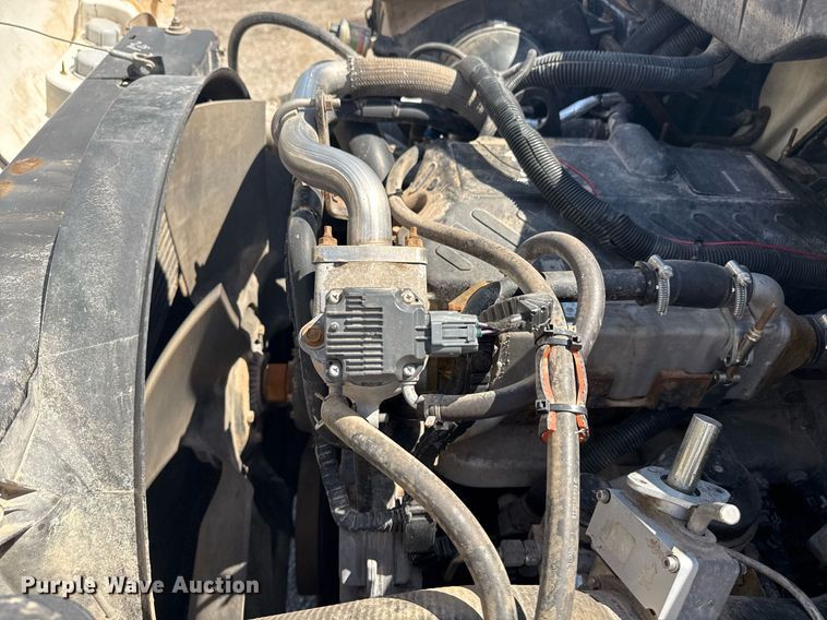 image for item EG5960 2008 International 4300 Ext. Cab flatbed truck