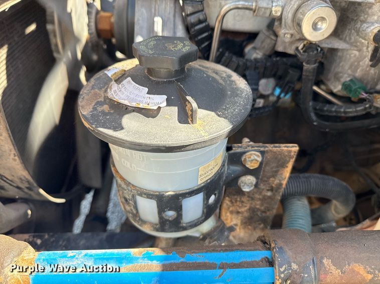 image for item EG5960 2008 International 4300 Ext. Cab flatbed truck