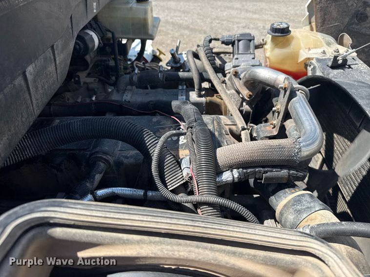 image for item EG5960 2008 International 4300 Ext. Cab flatbed truck