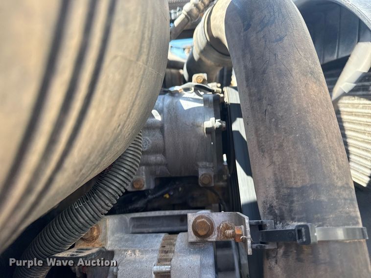 image for item EG5960 2008 International 4300 Ext. Cab flatbed truck