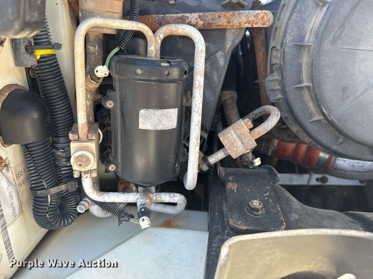 image for item EG5960 2008 International 4300 Ext. Cab flatbed truck