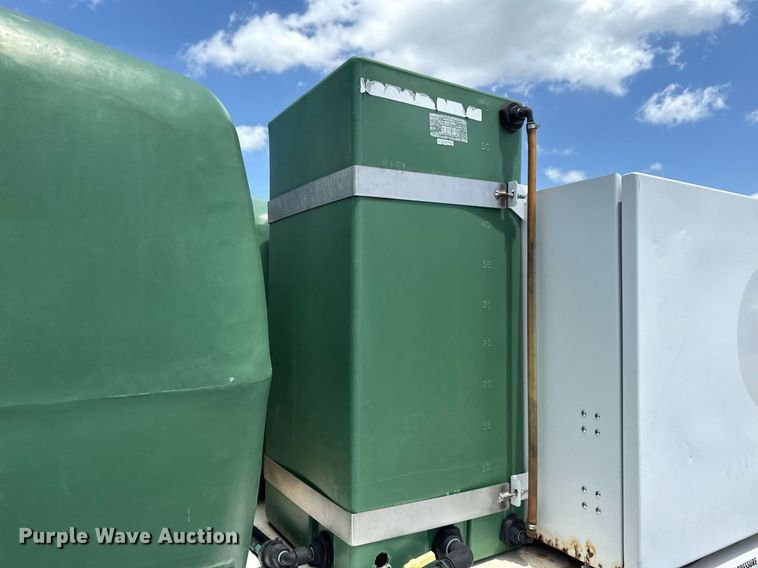 image for item EG5963 2012 Ford F450 Super Duty flatbed truck