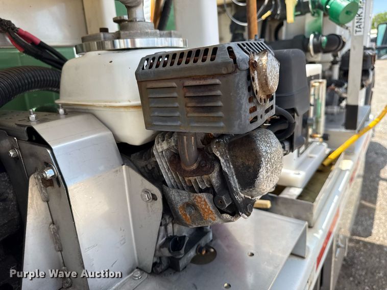 image for item EG5963 2012 Ford F450 Super Duty flatbed truck