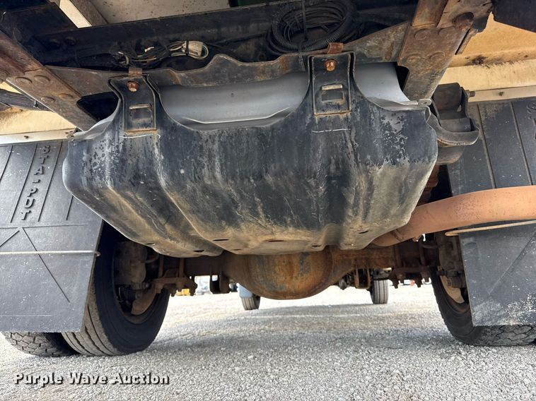 image for item EG5963 2012 Ford F450 Super Duty flatbed truck