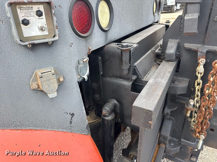 image for item EG5966 2012 Mack CXU613 toter truck