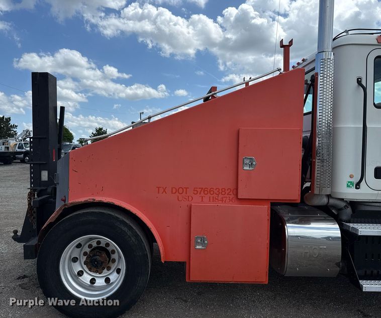 image for item EG5966 2012 Mack CXU613 toter truck