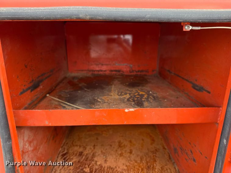 image for item EG5966 2012 Mack CXU613 toter truck